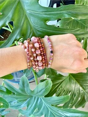 Strawberry Quartz & Hematite Bracelet (one)
